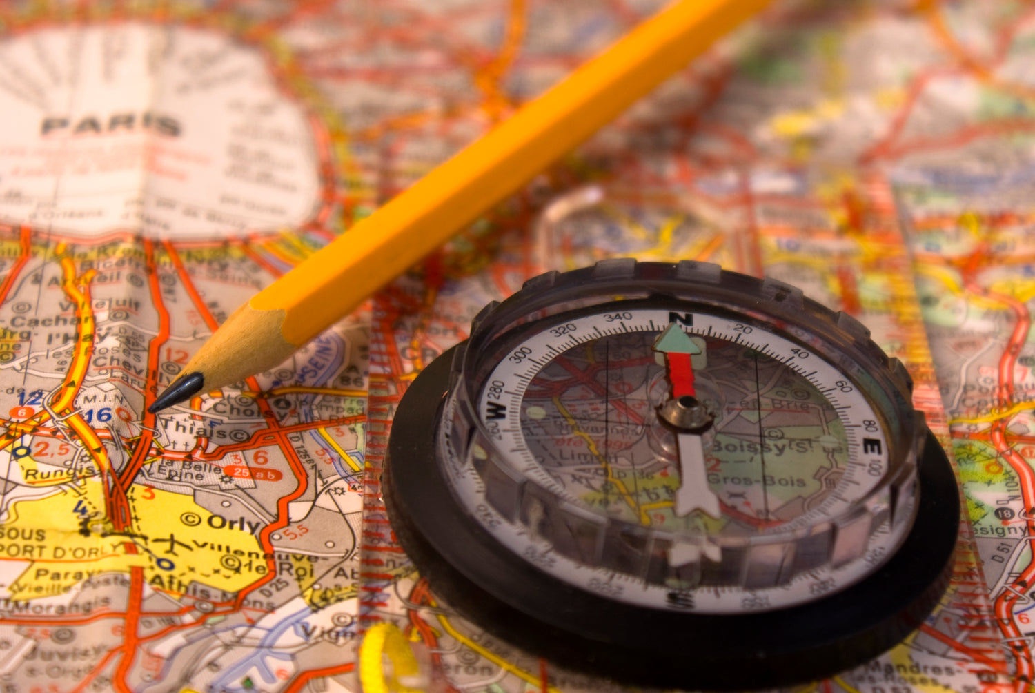 How to Navigate and Use a Compass